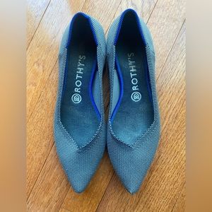 Grey Rothy’s point size 9